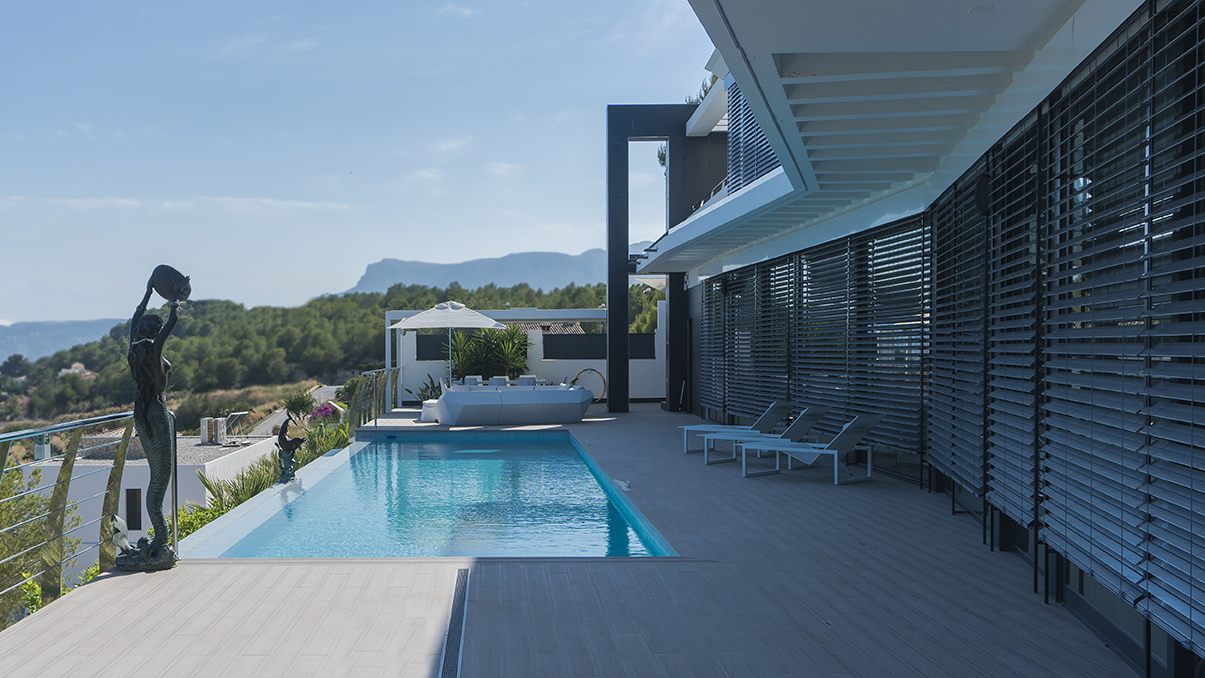 You are currently viewing Alicante Architectural Studio: construction of a pool in chalets or single-family homes with an own plot.