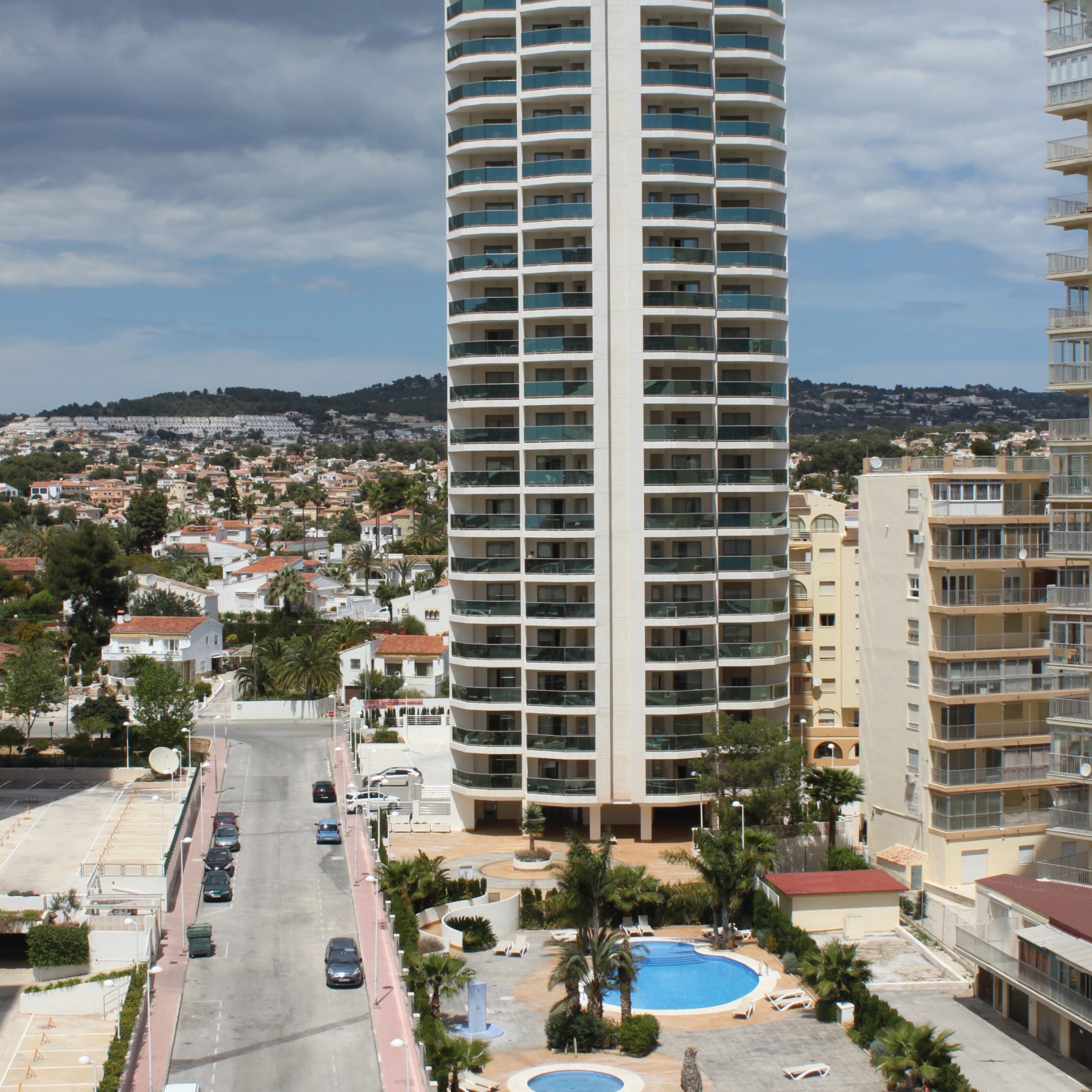 Esmeralda Apartments