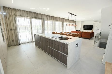 CASA REGGY de arquifach arquitectos en Calpe, Altea, Benissa, Teulada y Moraira.